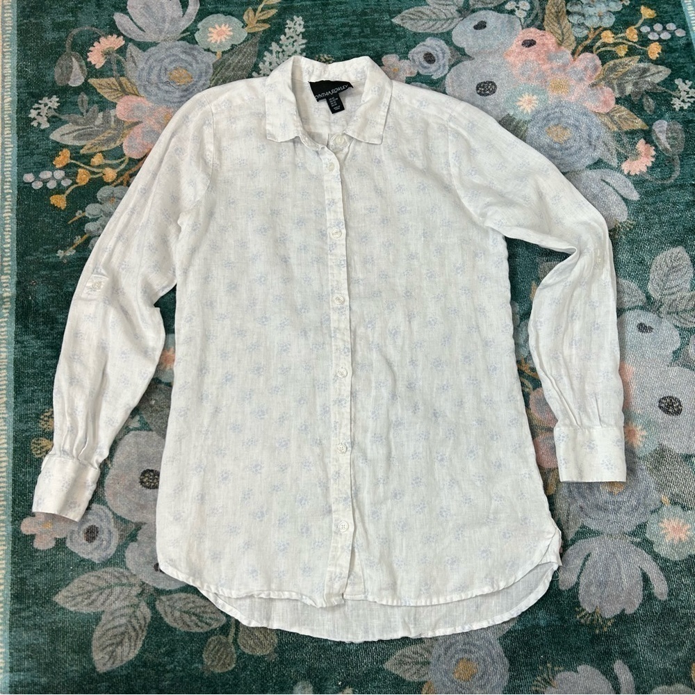 Cynthia Rowley White Linen Button down Shirt dainty Blue floral Print Top XS - Picture 11 of 14